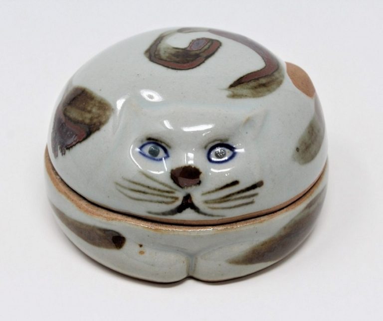 Japanese Vintage Cat Figurines With A Beautiful History. The Story Of Takahashi San Francisco (With A Detailed Timeline).